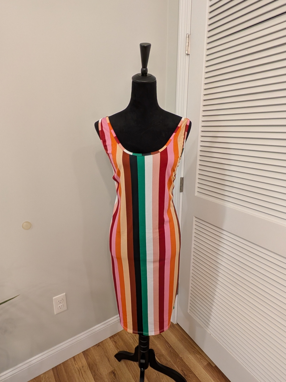B#1:Sleeveless Multicolor Stripe Bodycon Dress - Pink/Green/Orange Size 1X New
